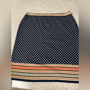 Sparrow Women’s Fitted polka dot sweater Skirt with lines at trim midi -Sz L